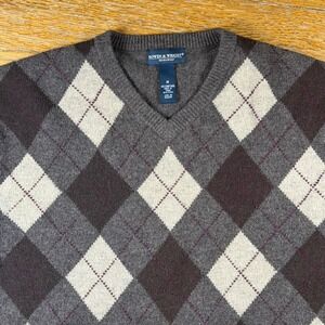 Bowen & Wright Mens Argyle V-Neck Sweater Gray 100% Lambswool Size M Preppy Knit